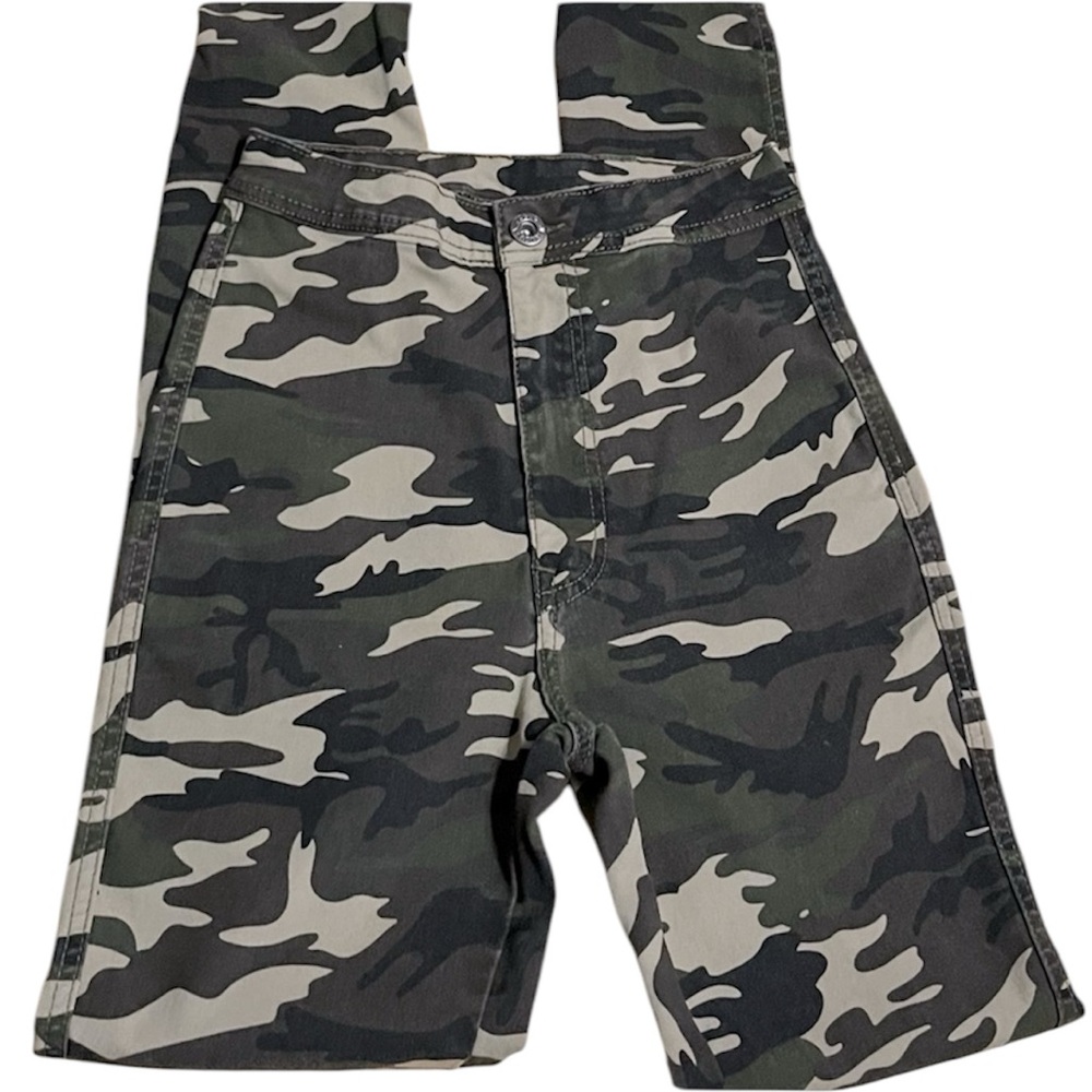 Swank A Posh Camouflage Jean Pants L